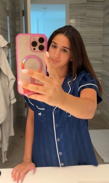 Full leaked Pardiss carello private onlyfans photo