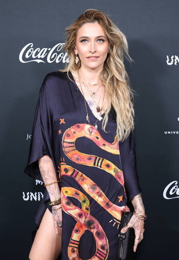 Full leaked Paris jackson  page private onlyfans photo