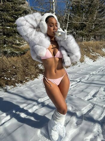 Full leaked Parker mckenna posey page private onlyfans photo