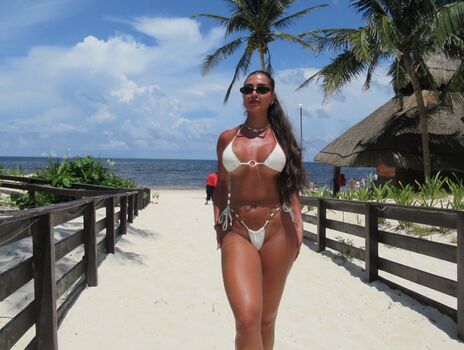 Full leaked Parmida keshani private onlyfans photo