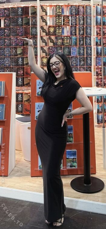 Full leaked Parshad esmaeili private onlyfans photo