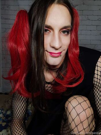 Full leaked Paskie songbird page private onlyfans photo