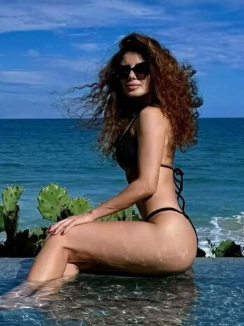 Full leaked Paula fernandes private onlyfans photo