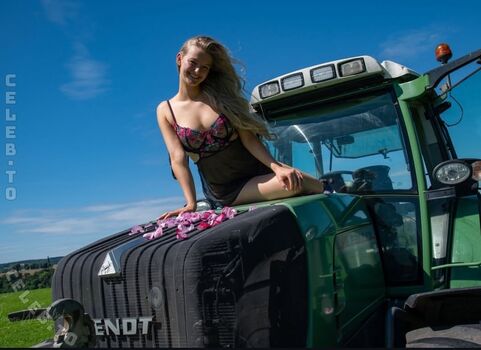 Full leaked Paulas landleben private onlyfans photo