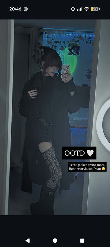 Full leaked Pearythecatapus private onlyfans photo