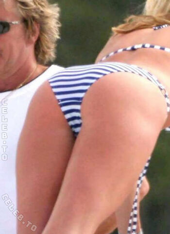 Full leaked Penny lancaster page private onlyfans photo