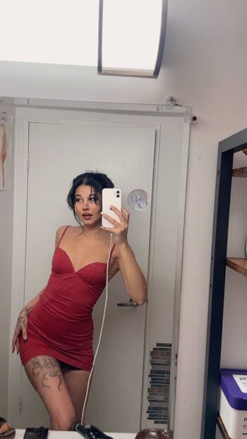 Full leaked Persian private onlyfans photo