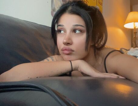 Full leaked Persian private onlyfans photo