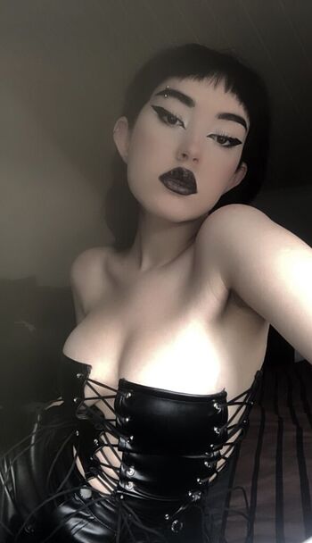 Full leaked Persian private onlyfans photo