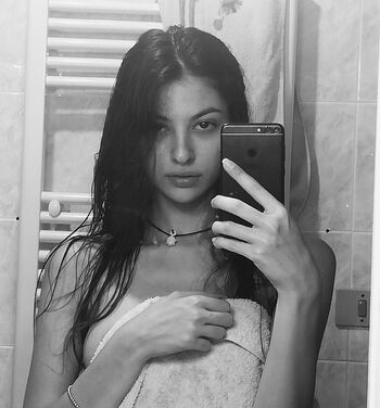 Full leaked Petalfed private onlyfans photo