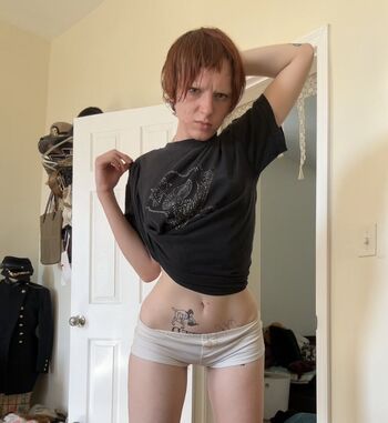 Full leaked Pezolcftd private onlyfans photo