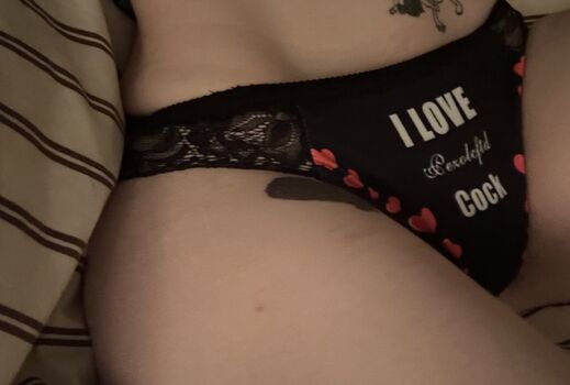 Full leaked Pezolcftd private onlyfans photo