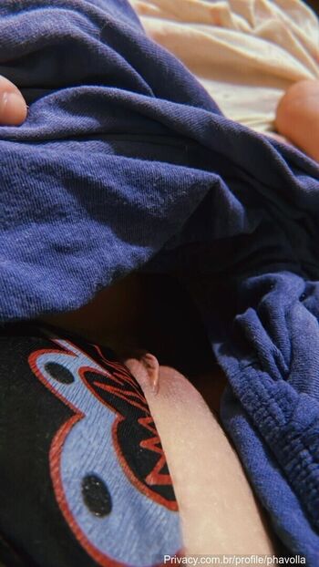 Full leaked Phavolla private onlyfans photo