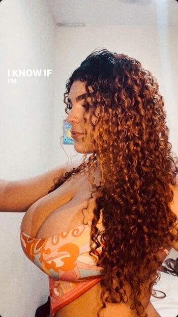 Full leaked Phavolla private onlyfans photo