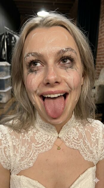 Full leaked Phoebe bridgers private onlyfans photo