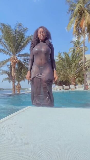 Full leaked Phynsea private onlyfans photo