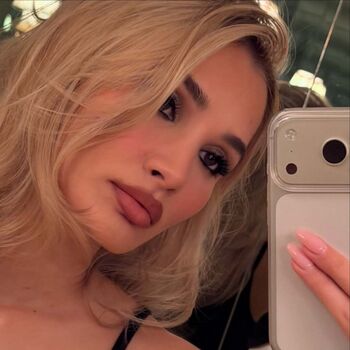 Full leaked Pia mia perez private onlyfans photo