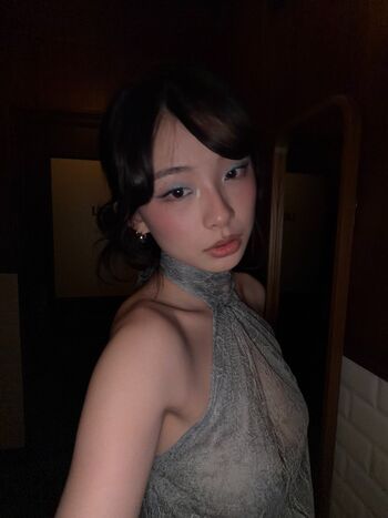 Full leaked Pipluptiny private onlyfans photo