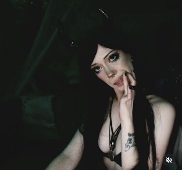 Full leaked Pipssqueakss page private onlyfans photo