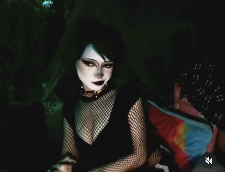 Full leaked Pipssqueakss page private onlyfans photo