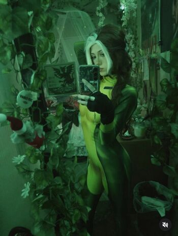 Full leaked Pipssqueakss page private onlyfans photo