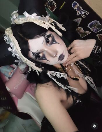 Full leaked Pipssqueakss page private onlyfans photo