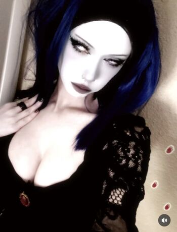 Full leaked Pipssqueakss private onlyfans photo