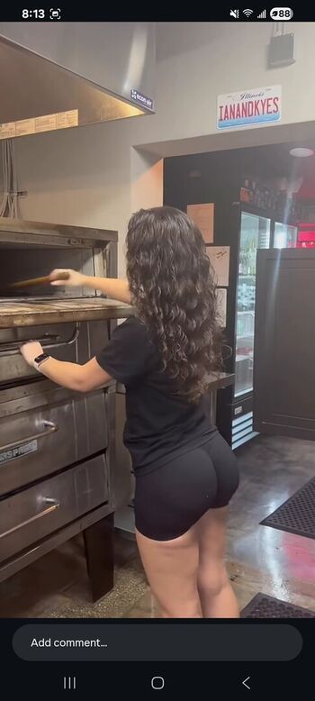 Full leaked Pizzeria baddies page private onlyfans photo