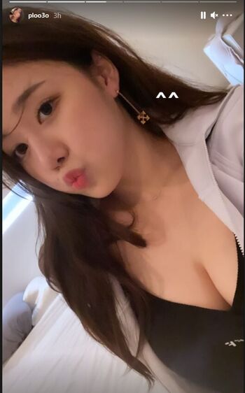 Full leaked Ploo private onlyfans photo