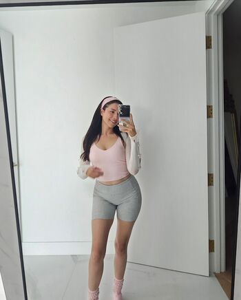 Full leaked Pokimane  page private onlyfans photo