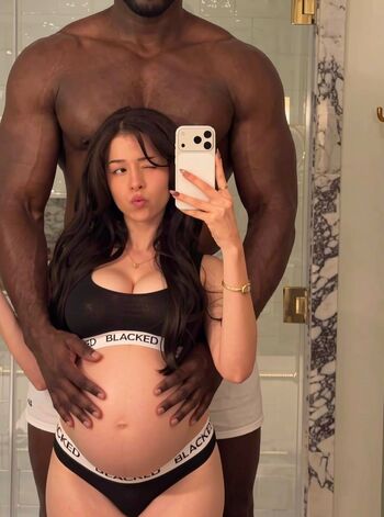 Full leaked Pokimane private onlyfans photo