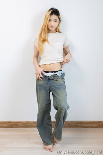 Full leaked Pole light page private onlyfans photo