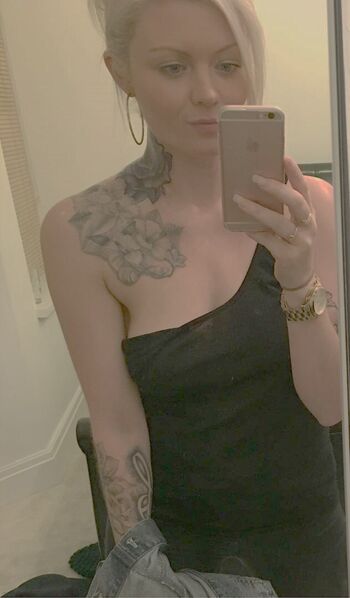 Full leaked Polly james private onlyfans photo