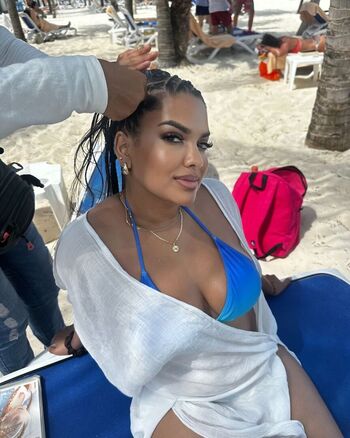 Full leaked Pooja mart private onlyfans photo