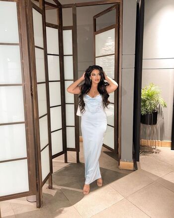 Full leaked Pooja mart private onlyfans photo