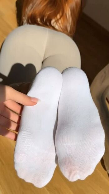 Full leaked Poppy dolly twins private onlyfans photo