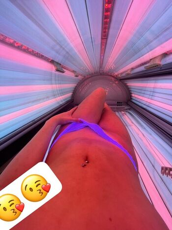 Full leaked Poppymayxx private onlyfans photo