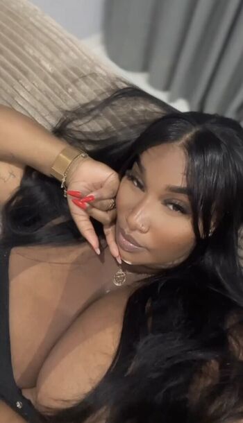 Full leaked Pretas do brasil page private onlyfans photo