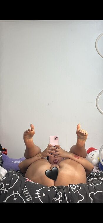 Full leaked Prettiest toesx private onlyfans photo