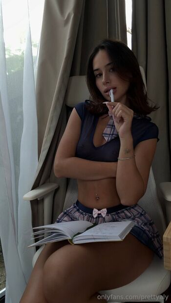 Full leaked Prettyaly private onlyfans photo