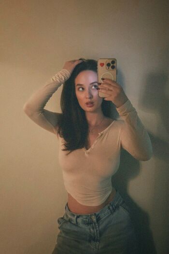 Full leaked Pretylittlething private onlyfans photo