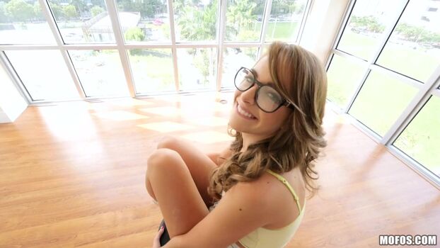 Full leaked Pretzel pose page private onlyfans photo