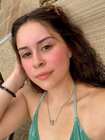 Full leaked Prrettypeachy private onlyfans photo