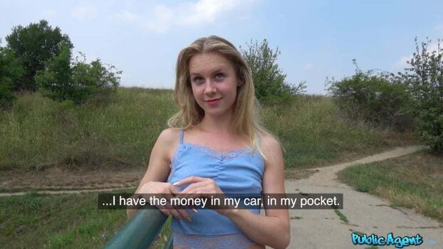 Full leaked Public agent private onlyfans photo