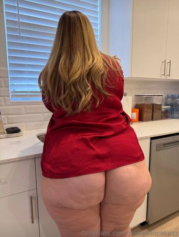 Full leaked Pumpkincakezz private onlyfans photo