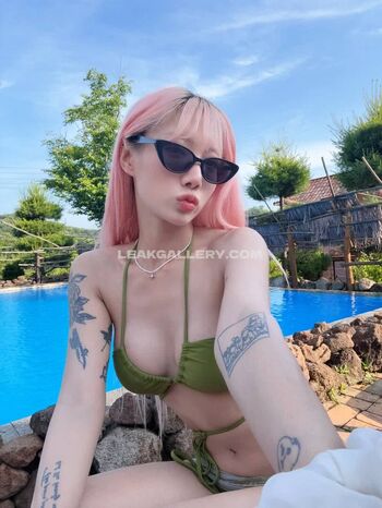 Full leaked Purple lee private onlyfans photo