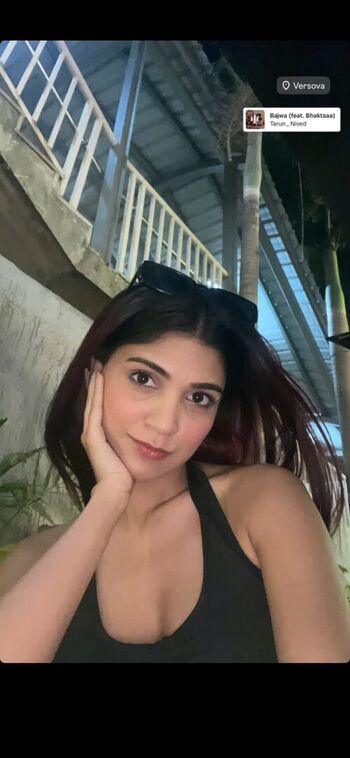 Full leaked Pyaarinari private onlyfans photo