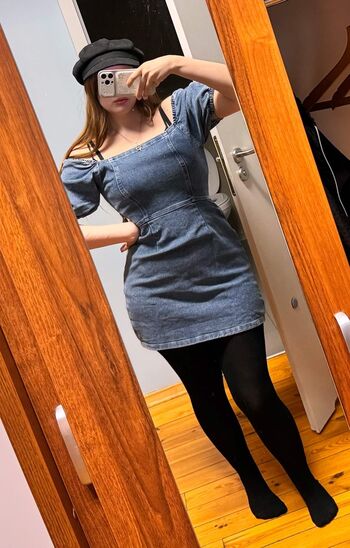 Full leaked Qiandaiyiyu page private onlyfans photo