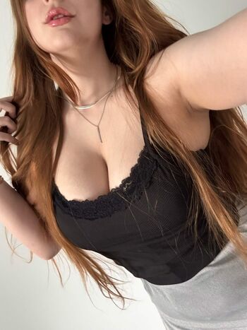 Full leaked Qiandaiyiyu page private onlyfans photo