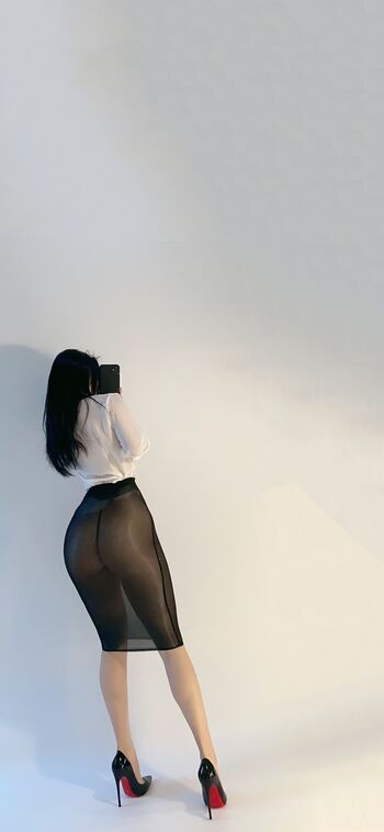 Full leaked Qiaoniutt  page private onlyfans photo